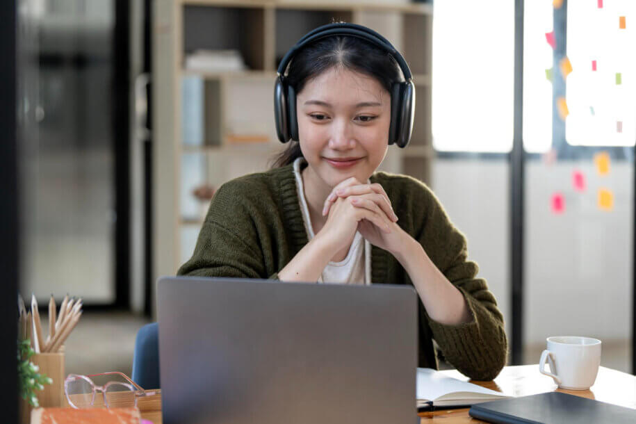 Asisten Digital yang SIap Nge-Backup Bisnismu 24/7
